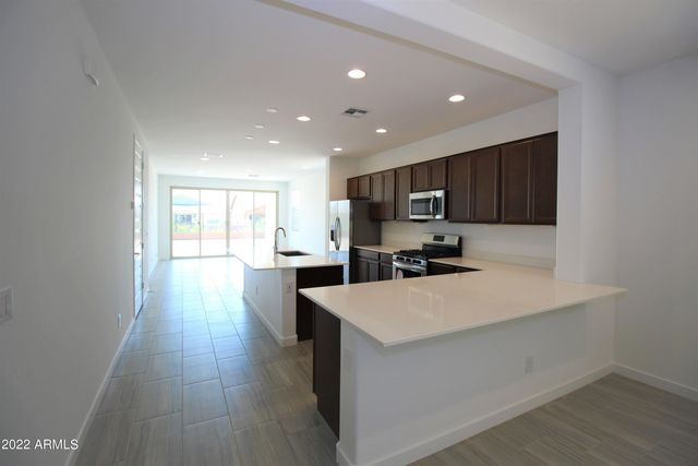 9241 W Roma Avenue, Phoenix, AZ 85037