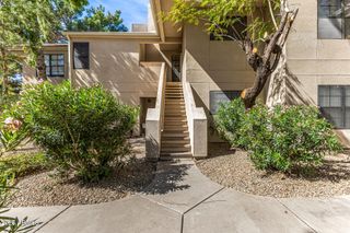 6885 E COCHISE Road 204, Paradise Valley, AZ 85253