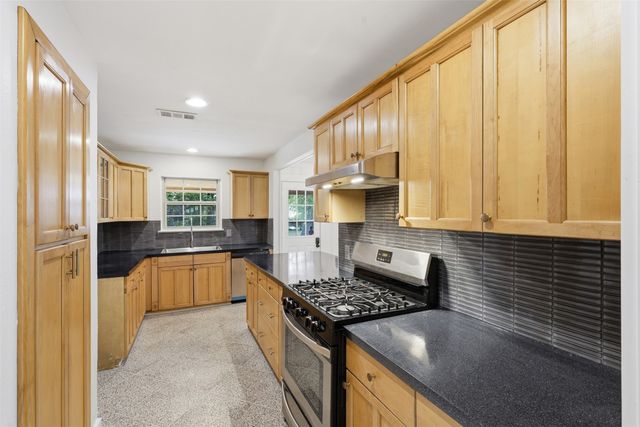 1907 S Tyler Street, Dallas, TX 75224