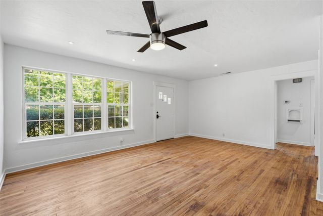 1907 S Tyler Street, Dallas, TX 75224