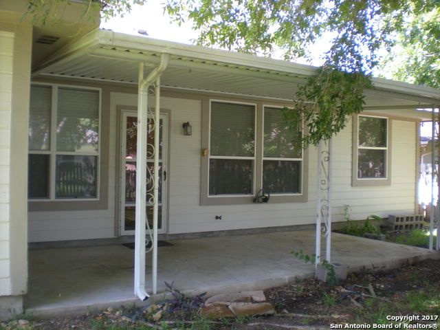 1418 Azalea, New Braunfels, TX 78130