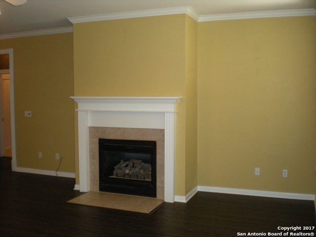 1418 Azalea, New Braunfels, TX 78130