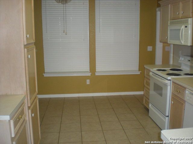 1418 Azalea, New Braunfels, TX 78130