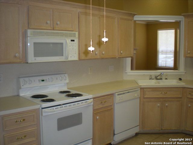 1418 Azalea, New Braunfels, TX 78130