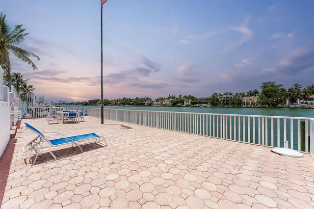 5700 Collins Ave 5B, Miami Beach, FL 33140