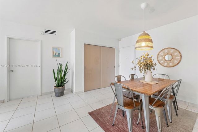 5700 Collins Ave 5B, Miami Beach, FL 33140