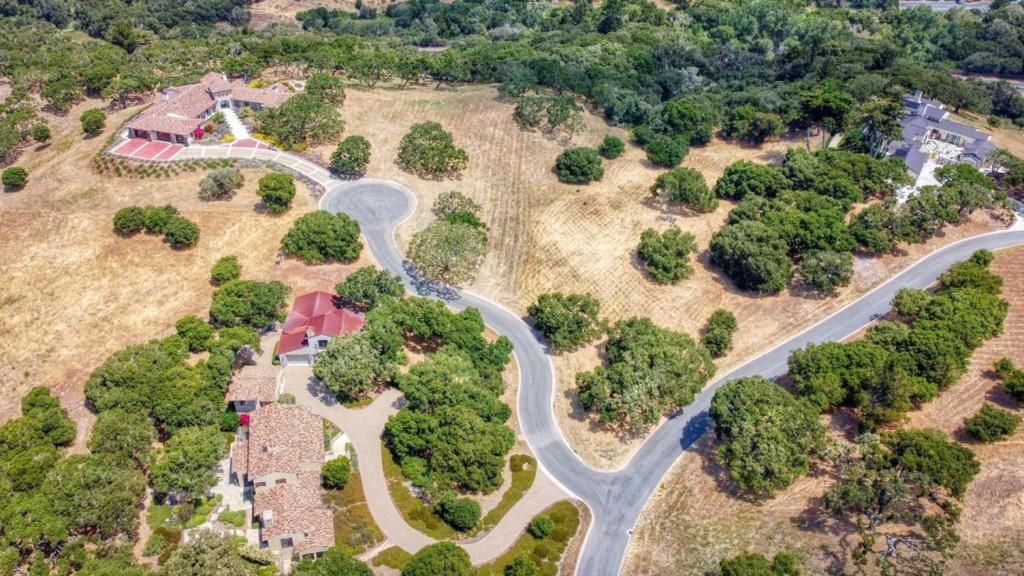 Image 2 of property listing at 8340 Vista Monterra, Monterey, CA 93940