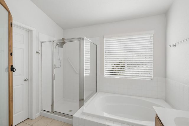 160 Hopfield Dr, Folsom, CA 95630