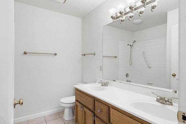 160 Hopfield Dr, Folsom, CA 95630