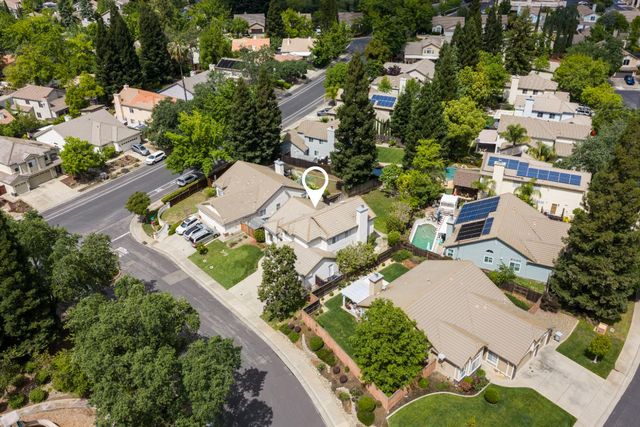 160 Hopfield Dr, Folsom, CA 95630