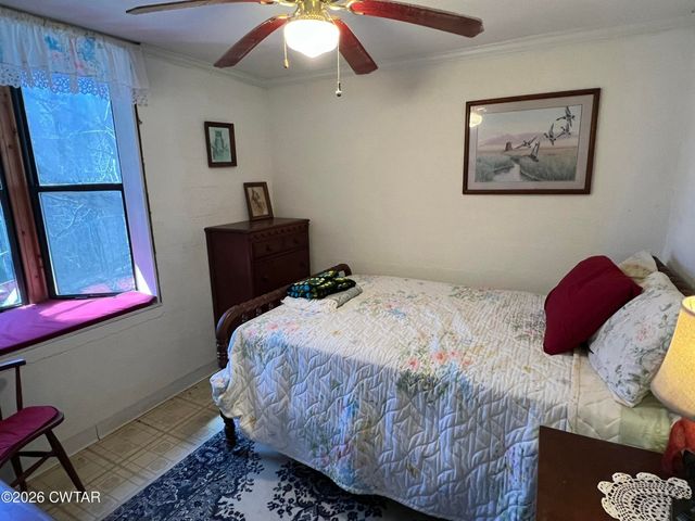 50 Deaton Ln, Parsons, TN 38363