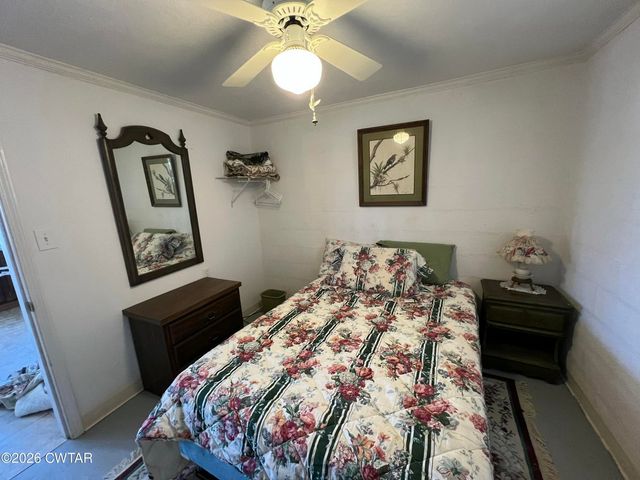 50 Deaton Ln, Parsons, TN 38363