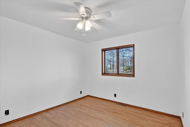 70 Dallion Ford Lane, Buffalo, MO 65622