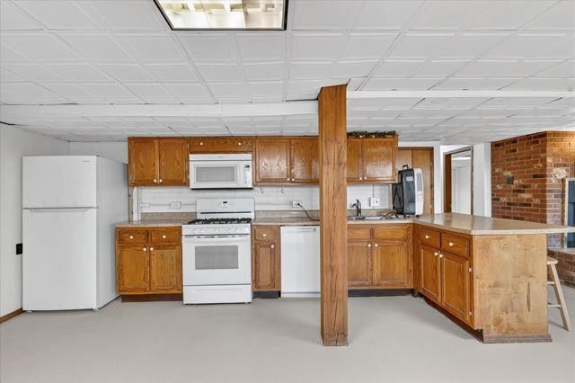 70 Dallion Ford Lane, Buffalo, MO 65622