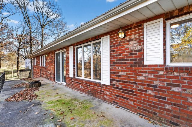 70 Dallion Ford Lane, Buffalo, MO 65622