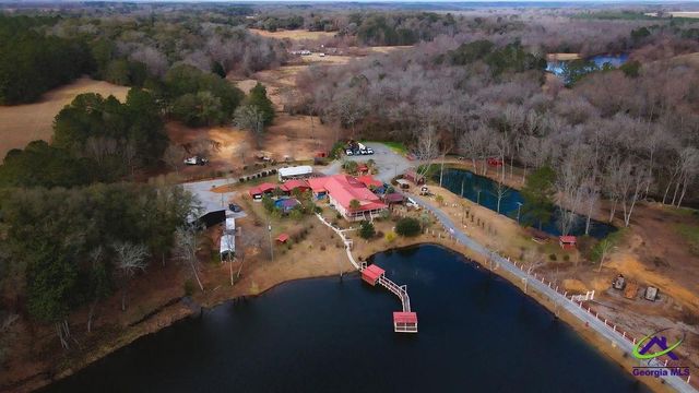 2327 N Hwy 41, Perry, GA 31069