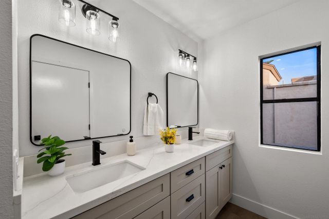 8326 Via Sonoma 66, La Jolla, CA 92037