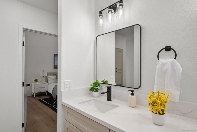 8326 Via Sonoma 66, La Jolla, CA 92037