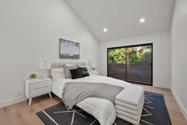 8326 Via Sonoma 66, La Jolla, CA 92037