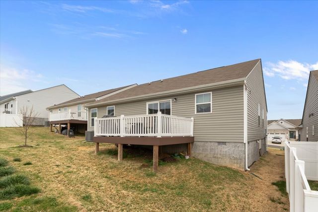 2741 Thornton Grove Blvd, Nashville, TN 37207