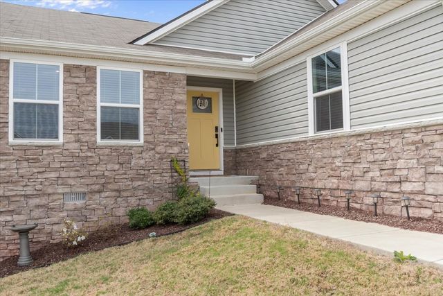 2741 Thornton Grove Blvd, Nashville, TN 37207