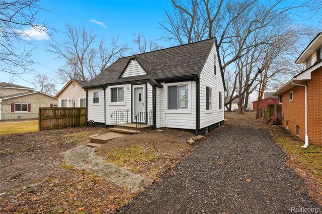 3426 Signet Drive, Waterford Charter Township, MI 48329