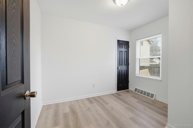 3426 Signet Drive, Waterford Charter Township, MI 48329