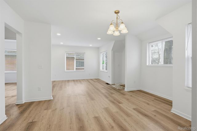 3426 Signet Drive, Waterford Charter Township, MI 48329