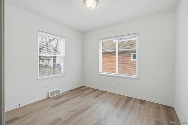 3426 Signet Drive, Waterford Charter Township, MI 48329