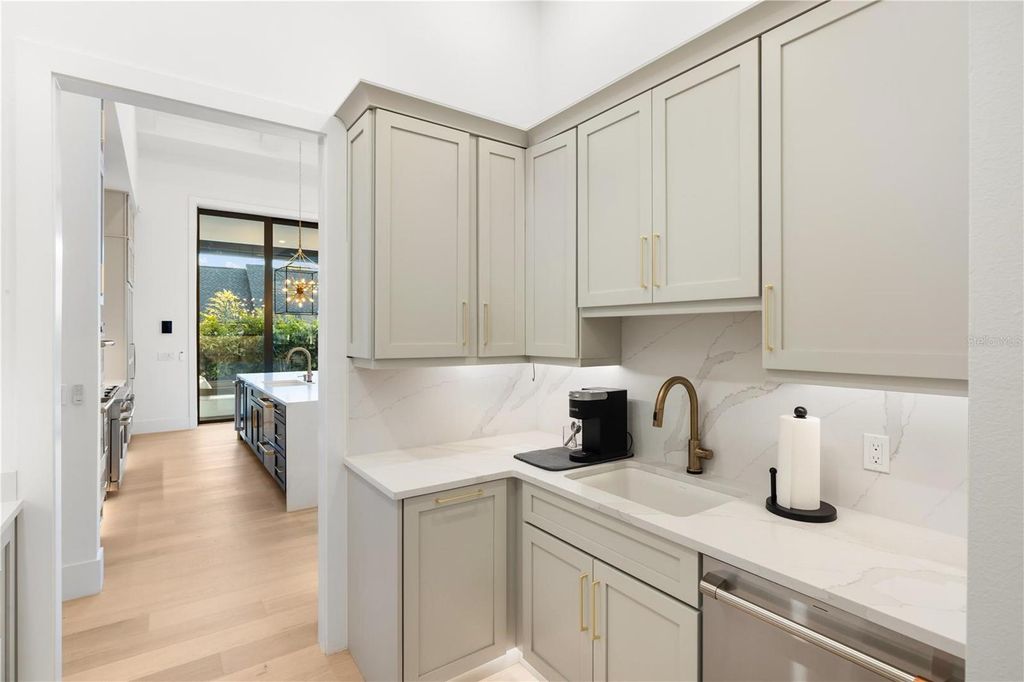 Image 47 of property listing at 1800 WEBBER STREET, Sarasota, FL 34239