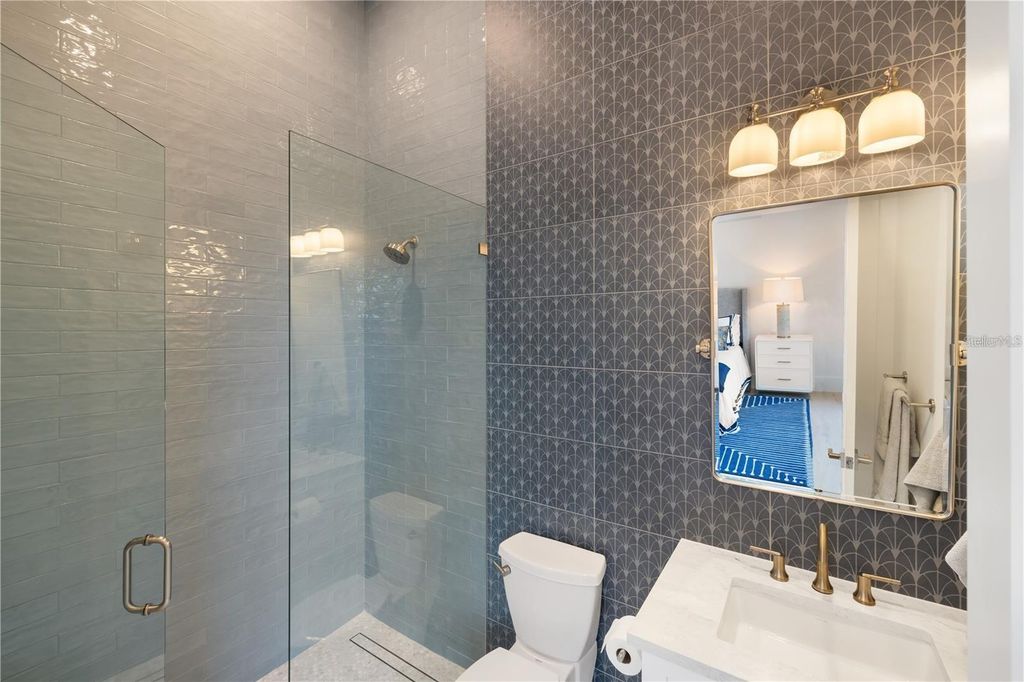 Image 72 of property listing at 1800 WEBBER STREET, Sarasota, FL 34239