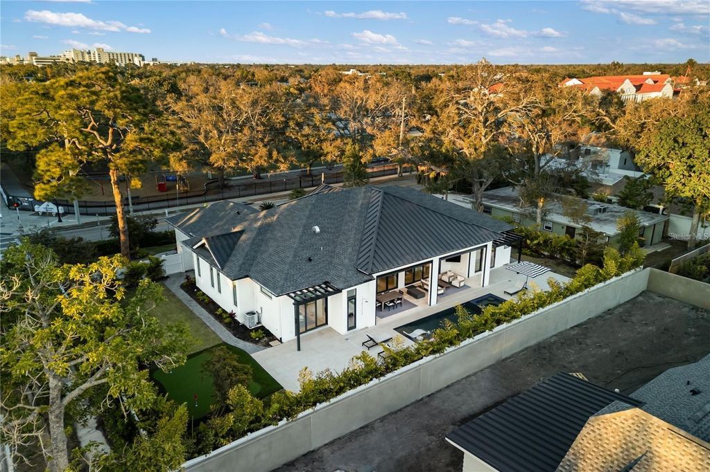 Image 74 of property listing at 1800 WEBBER STREET, Sarasota, FL 34239