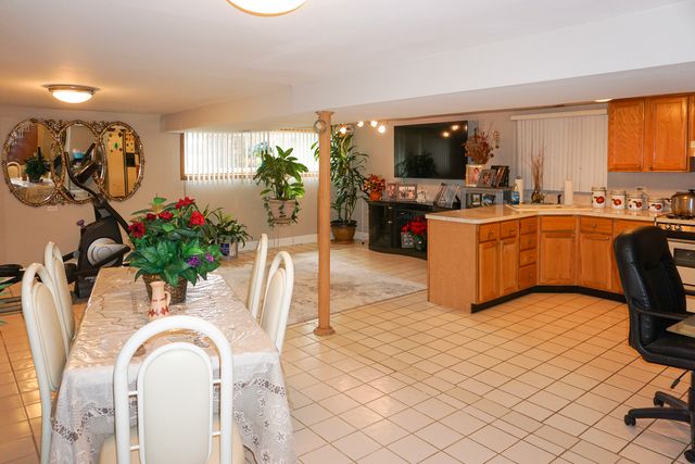 3318 N Page Avenue, Chicago, IL 60634