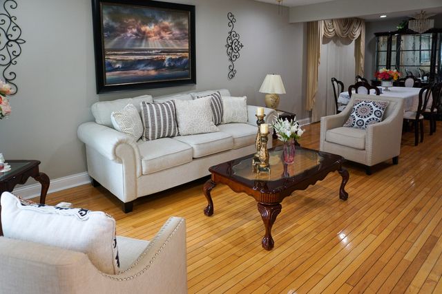 3318 N Page Avenue, Chicago, IL 60634