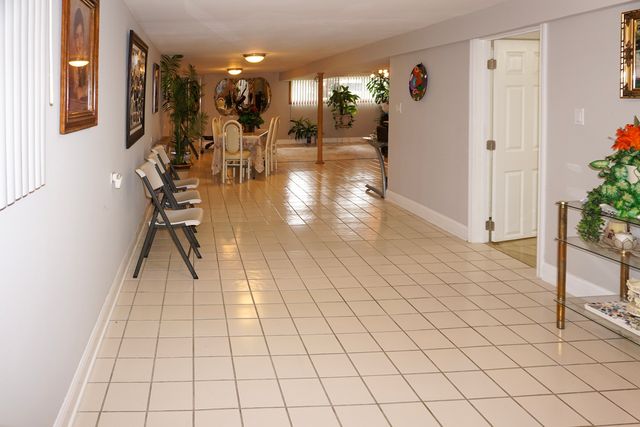 3318 N Page Avenue, Chicago, IL 60634