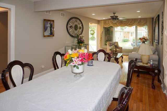 3318 N Page Avenue, Chicago, IL 60634