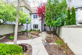 5467 Bristol Parke Drive, Independence Charter Township, MI 48348