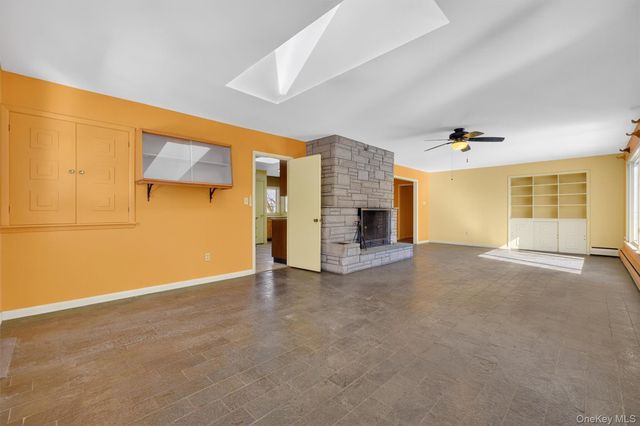 7 Wodenethe Drive S, Beacon, NY 12508