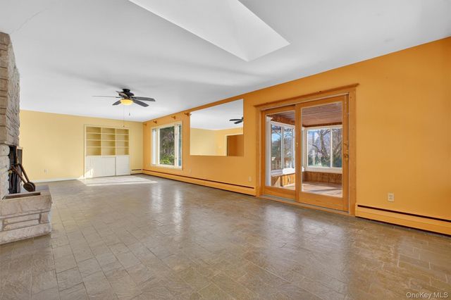 7 Wodenethe Drive S, Beacon, NY 12508