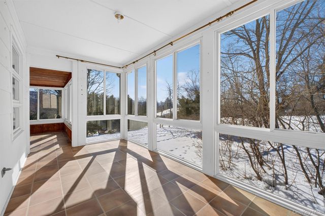 7 Wodenethe Drive S, Beacon, NY 12508