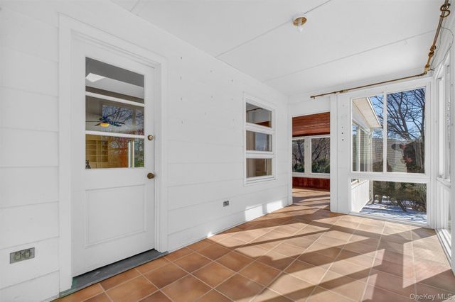 7 Wodenethe Drive S, Beacon, NY 12508