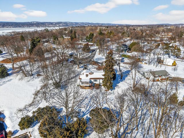 7 Wodenethe Drive S, Beacon, NY 12508