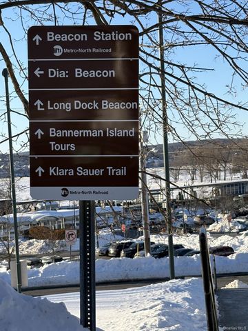 7 Wodenethe Drive S, Beacon, NY 12508