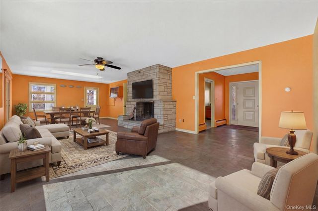 7 Wodenethe Drive S, Beacon, NY 12508