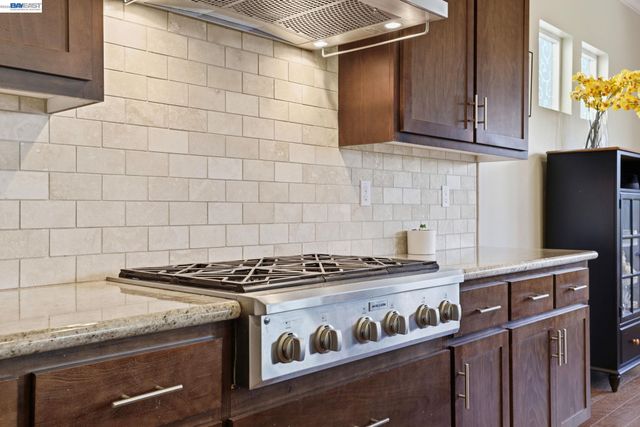 7151 Atlas Peak Dr, Dublin, CA 94568