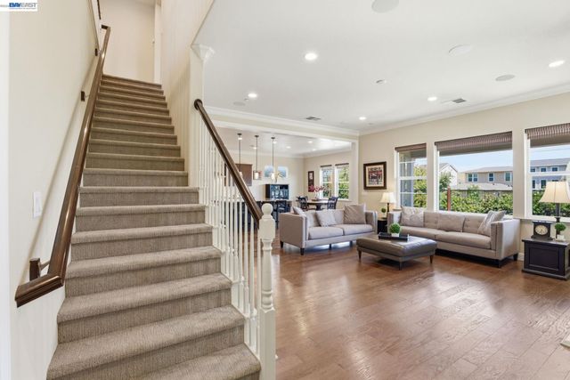 7151 Atlas Peak Dr, Dublin, CA 94568