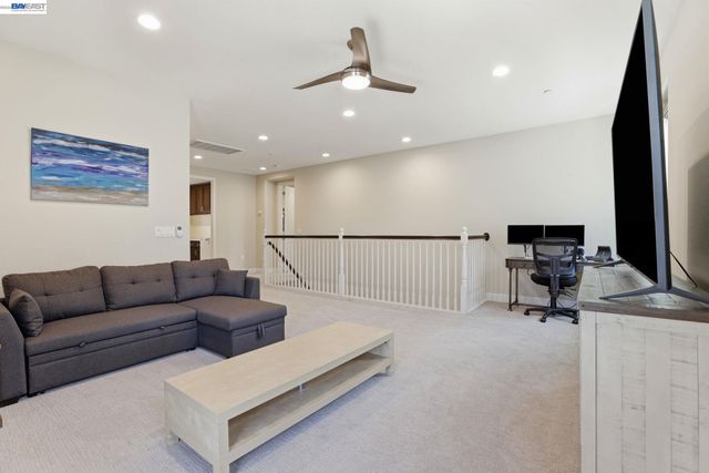 7151 Atlas Peak Dr, Dublin, CA 94568