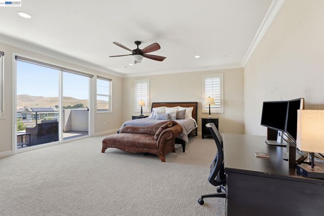7151 Atlas Peak Dr, Dublin, CA 94568