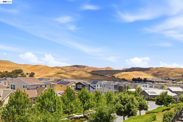 7151 Atlas Peak Dr, Dublin, CA 94568