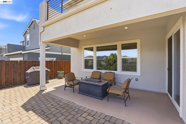 7151 Atlas Peak Dr, Dublin, CA 94568